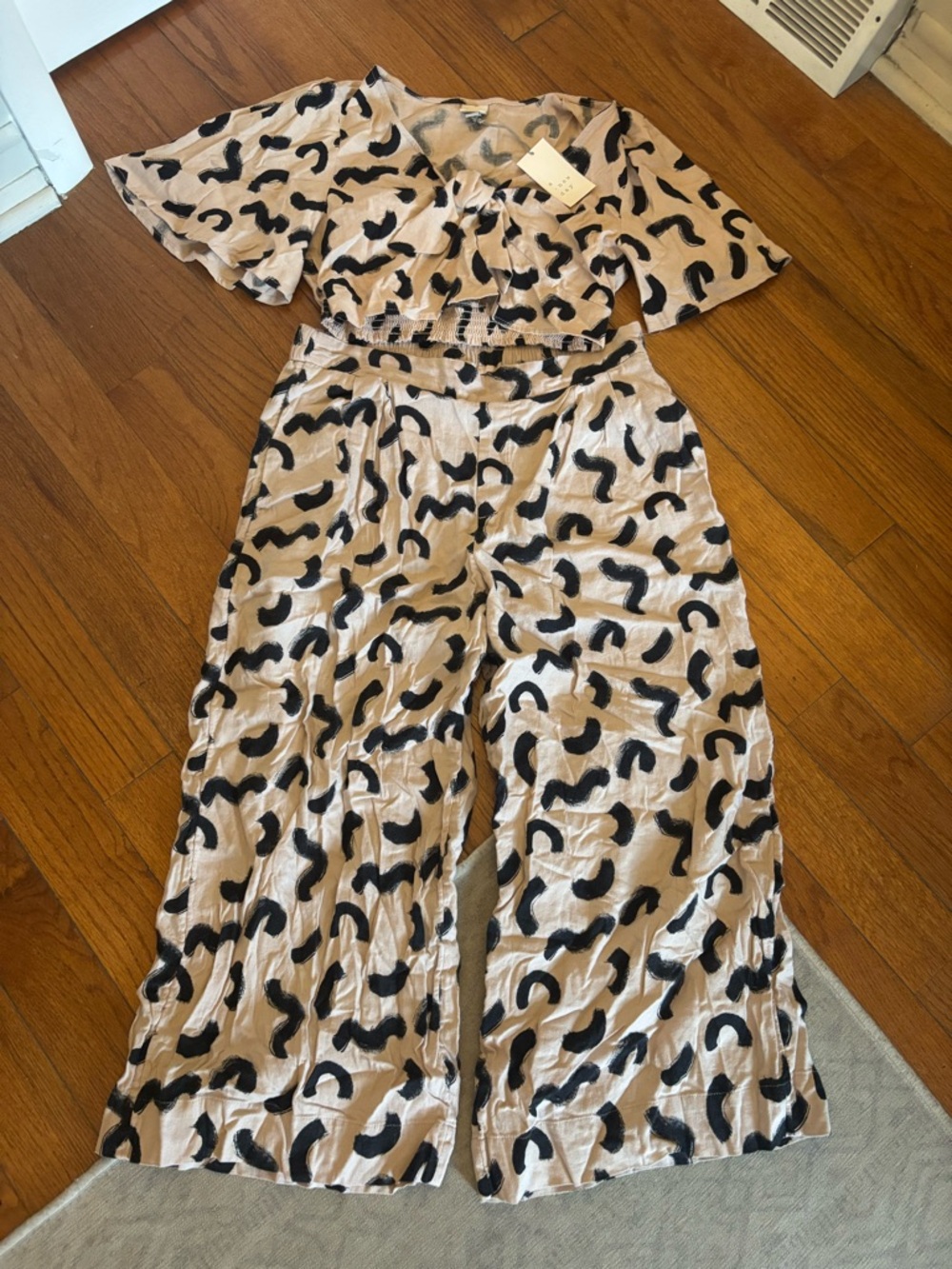 a new day Beige Wide-Leg Two Piece Set with Black Abstract Print